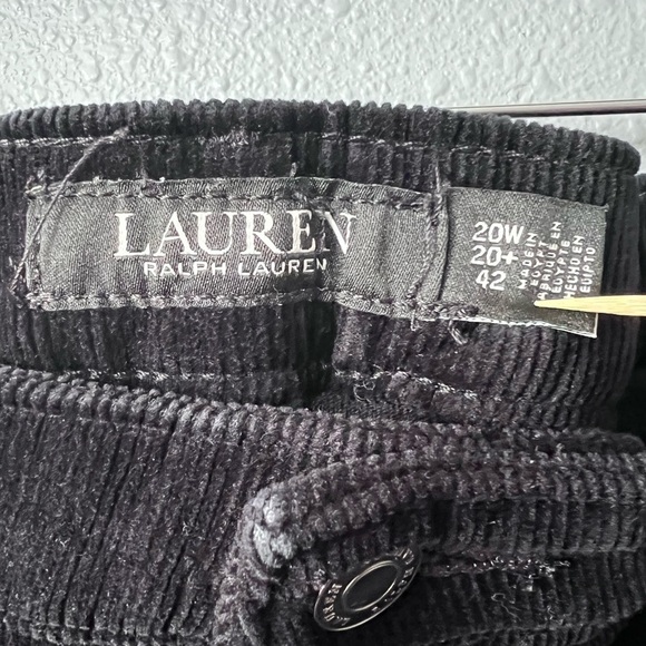Lauren Ralph Lauren Black Label Sz 20W Black Straight Leg Corduroy Pants Wmn’s. - Picture 4 of 4